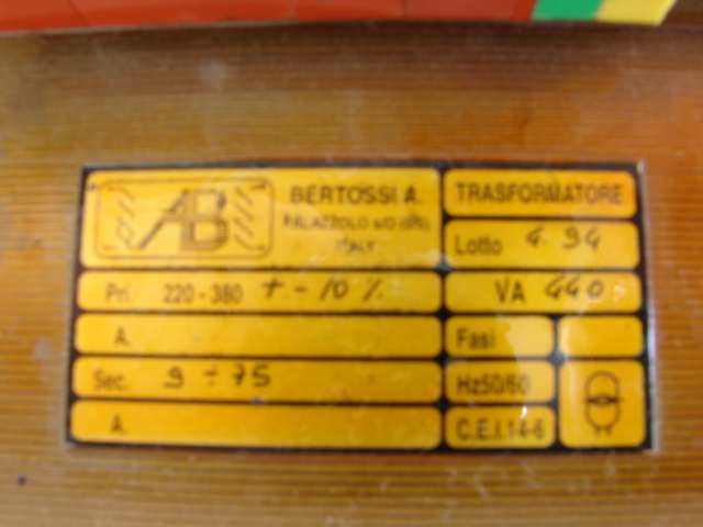 TRASFORMATORE DI TENSIONE MARCA BERTOSSI VA 440